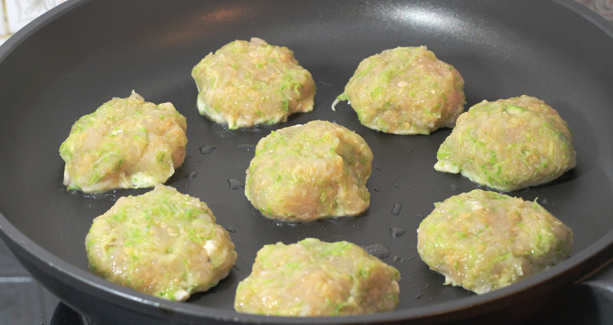chicken meatballs with zucchini